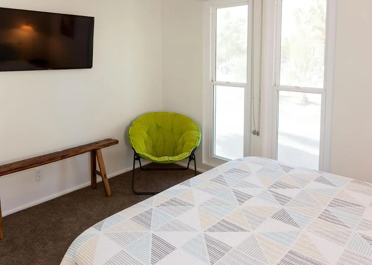Holiday home Simply Alexander - 3 Bedroom Palm Springs United States